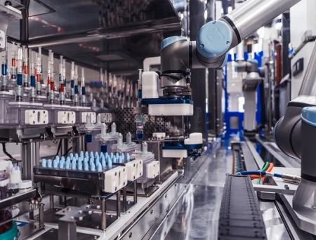 Multiply Labs' UR-Powered Robotic Cluster Cut Cell and Gene Therapy Manufacturing Costs by 74%