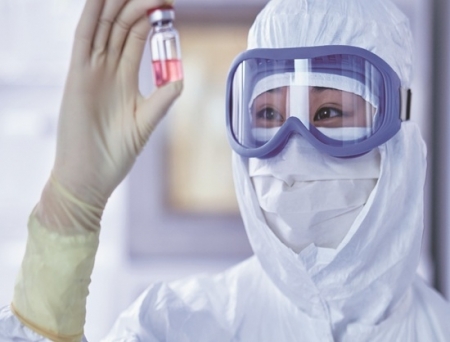 Flow Cleanrooms and Supply Expands Availability of DuPont Tyvek IsoClean and Dupont Tyvek 400 Garments